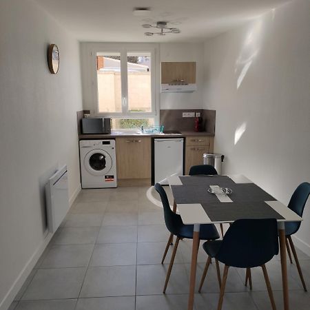 Appartement Cosy Avec Place De Parking Privee Le Mans Exteriör bild